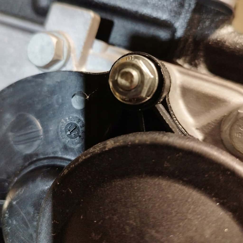 Moteur F1CE3481E vue 7