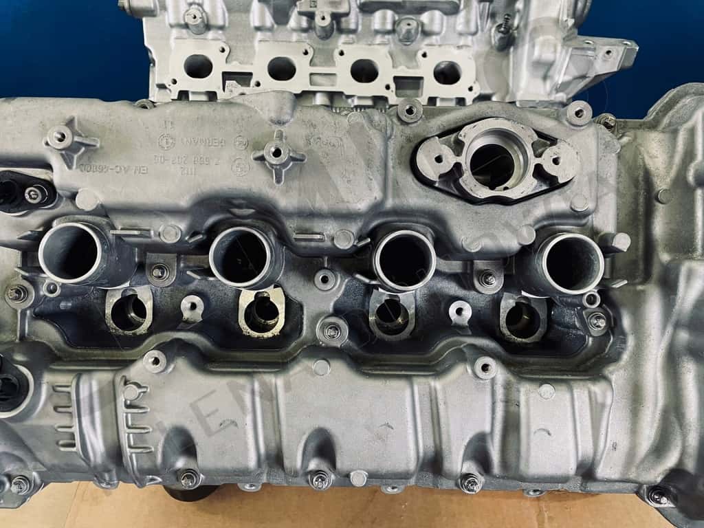 Moteur S63 B44 A vue 5