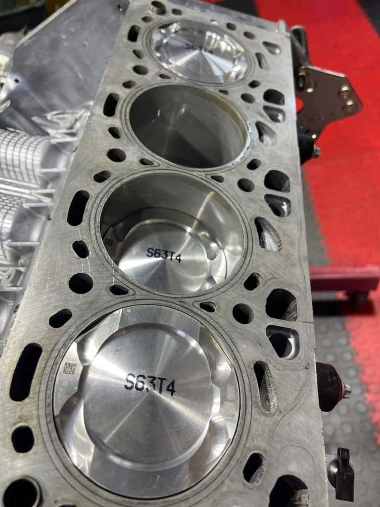 Moteur N63 B44 A vue 14