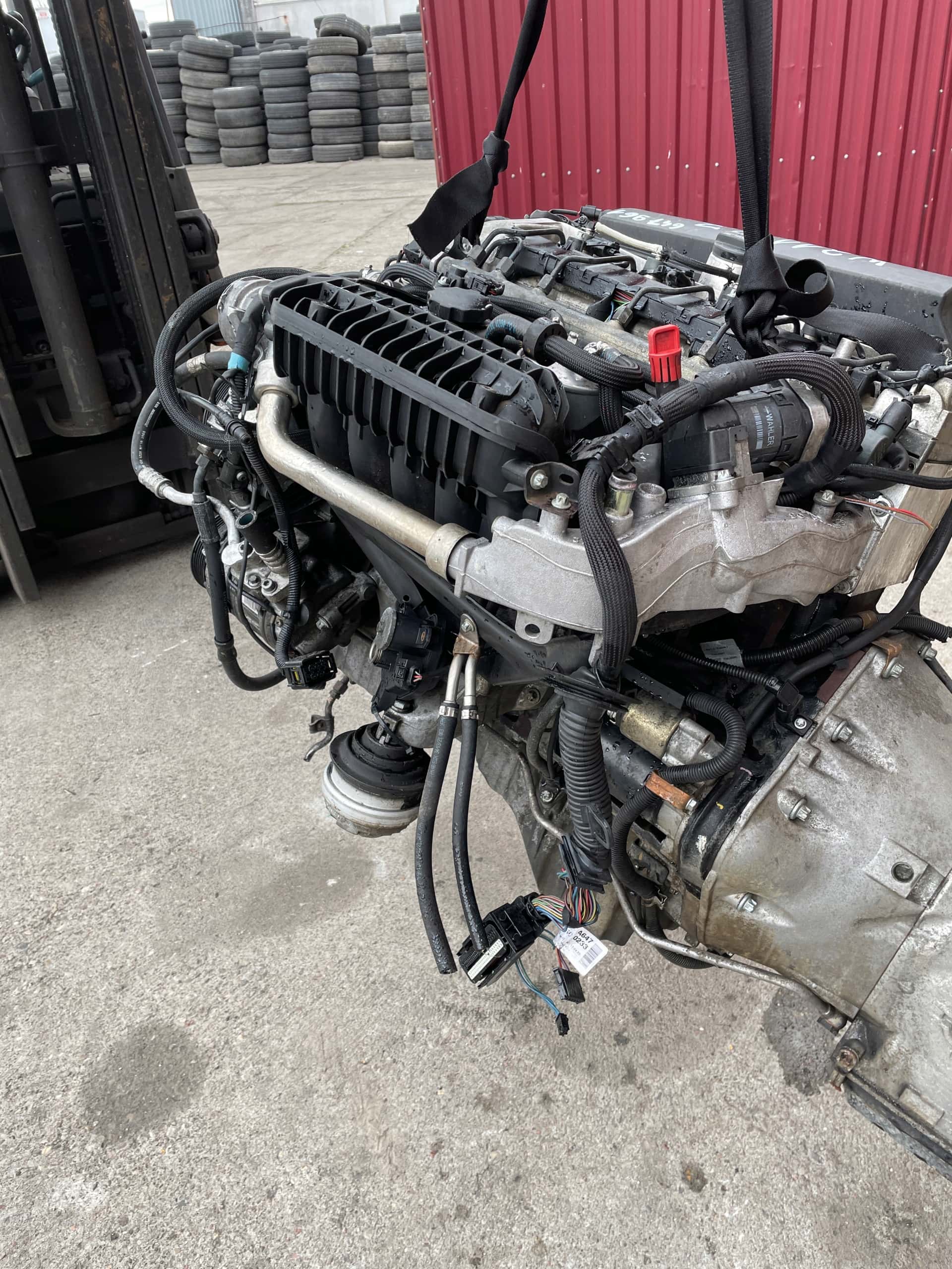 Moteur M 112.913 vue 6