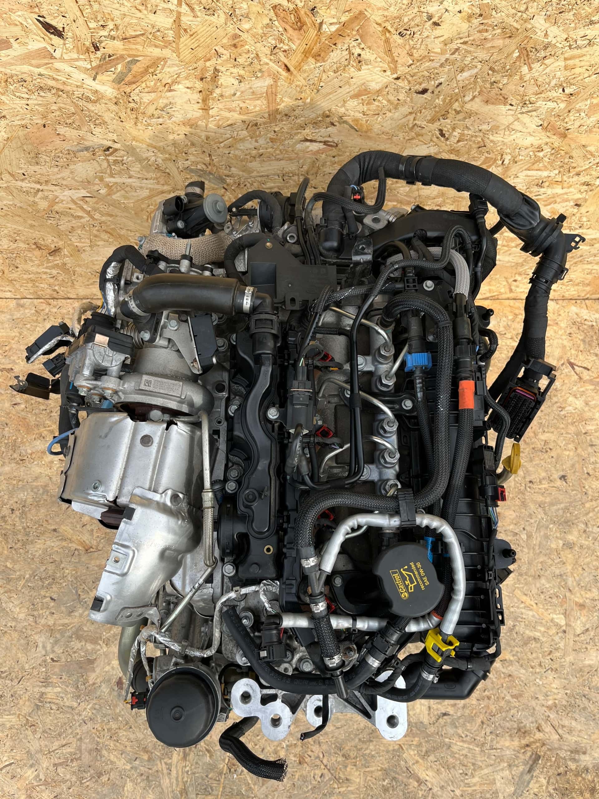Moteur 204DTD(AJ21D4) vue 6