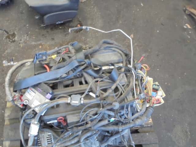 Moteur M54 B25 (256S5) vue 2