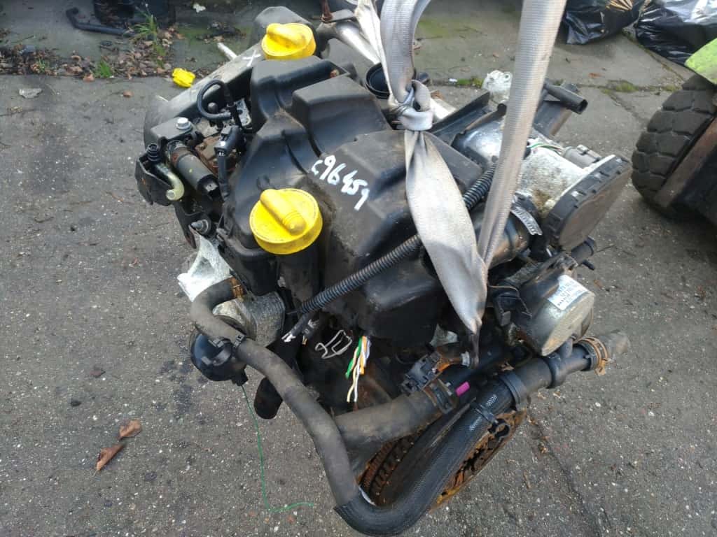Moteur K9K 832 vue 4