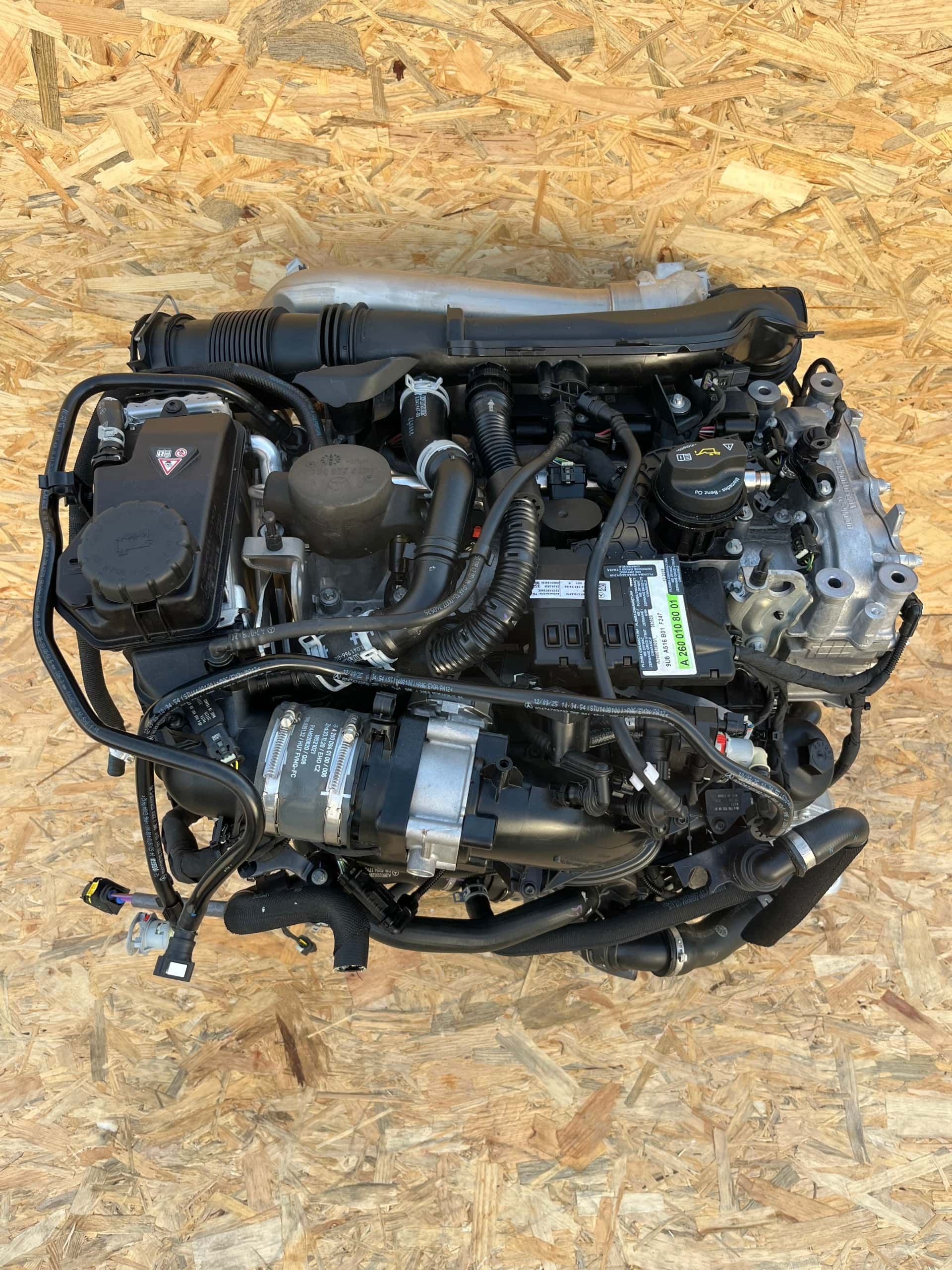 Moteur M 139.980 vue 2