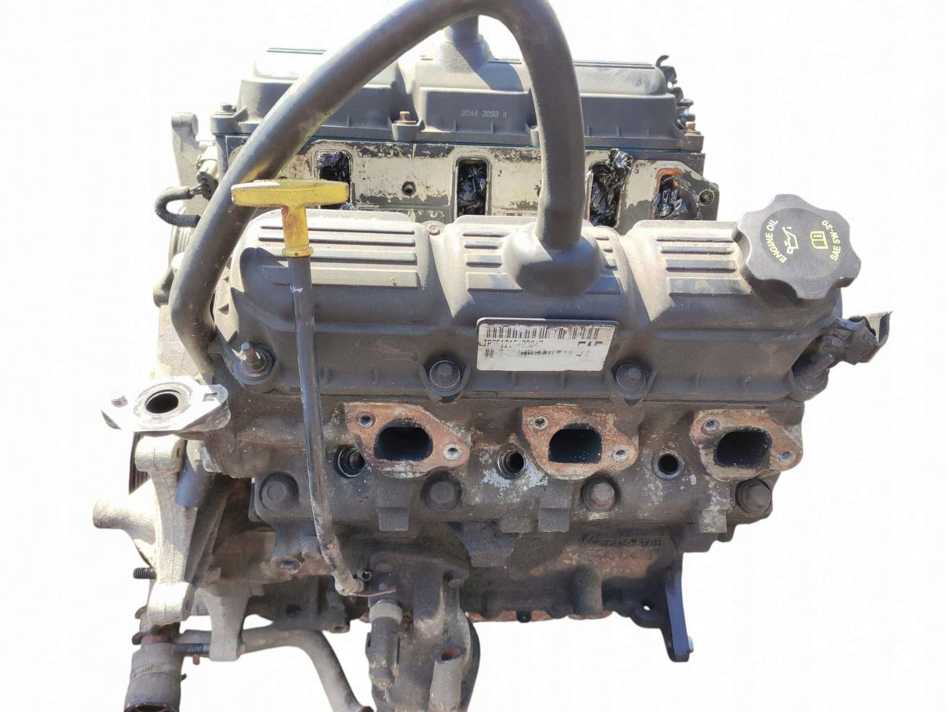 Moteur 6G72 vue 9