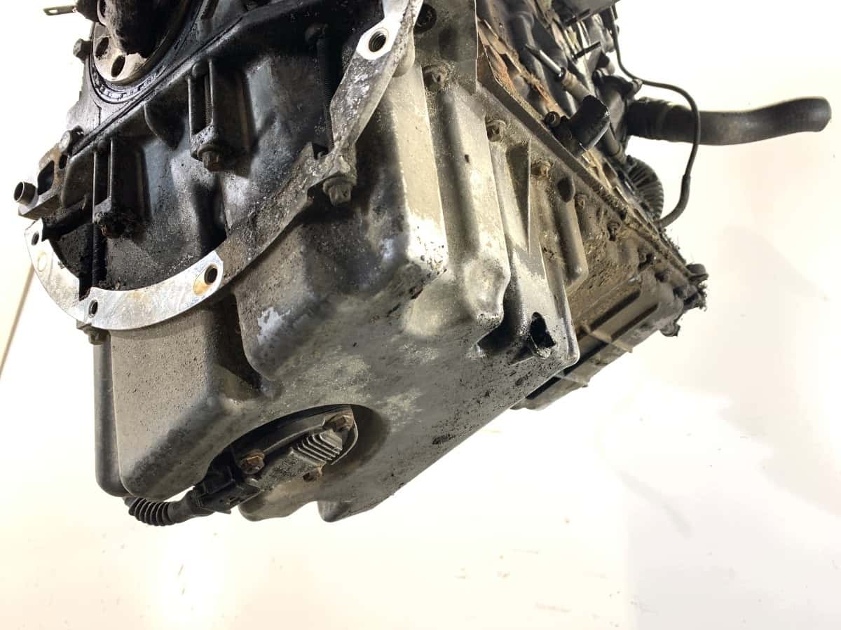 Moteur 306D1 vue 7