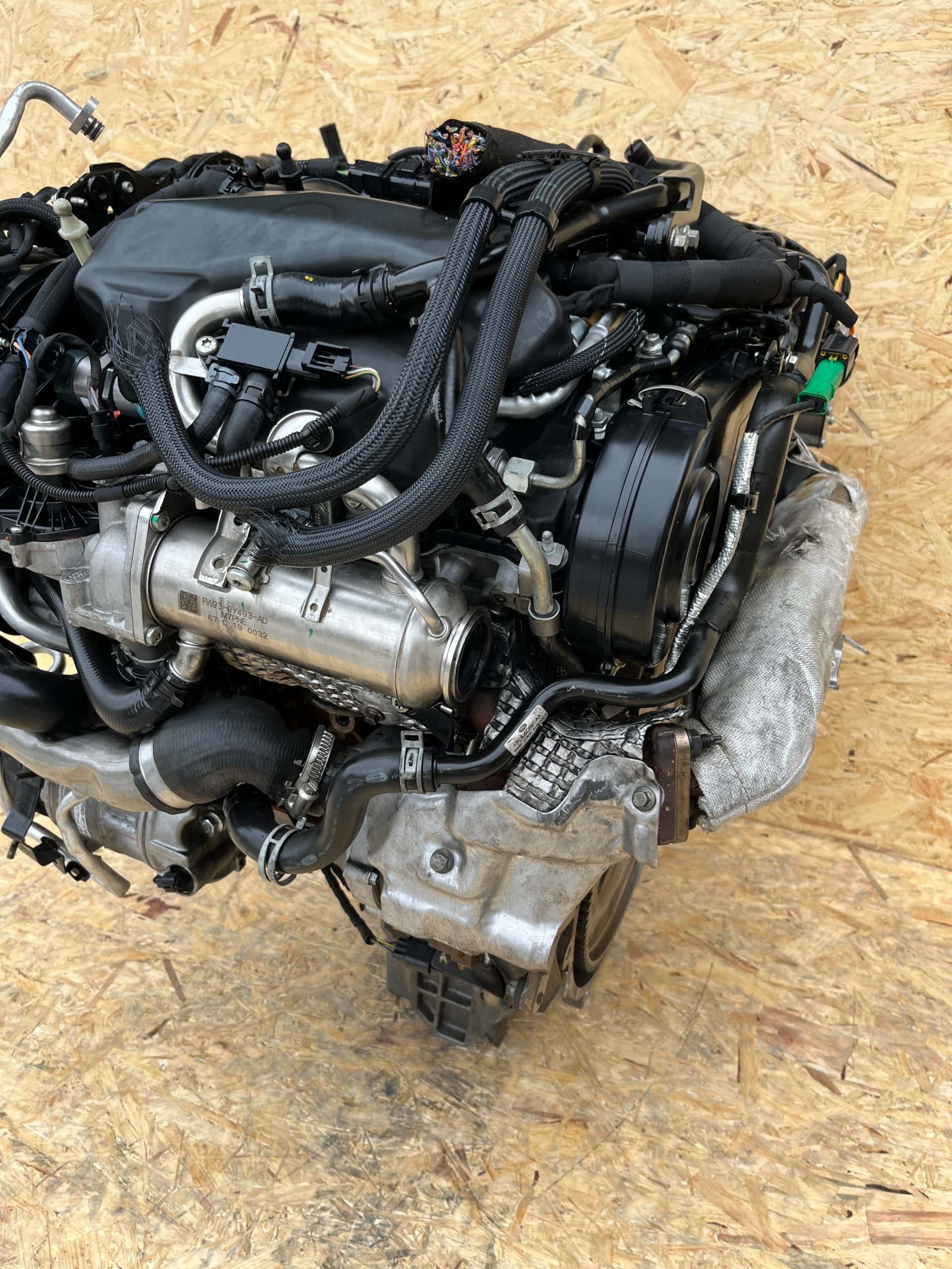 Moteur 306DT(TDV6) vue 10