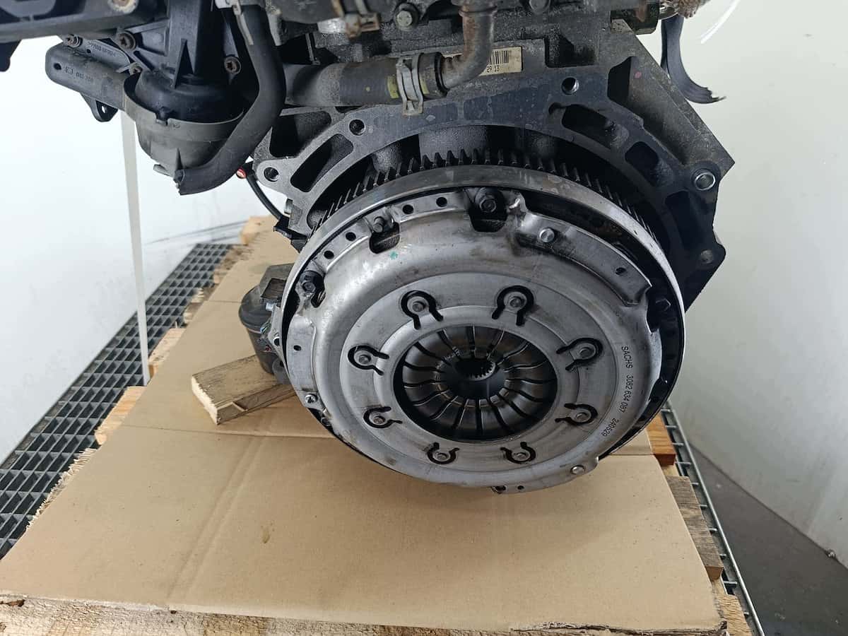 Moteur B 4184 S8 vue 3