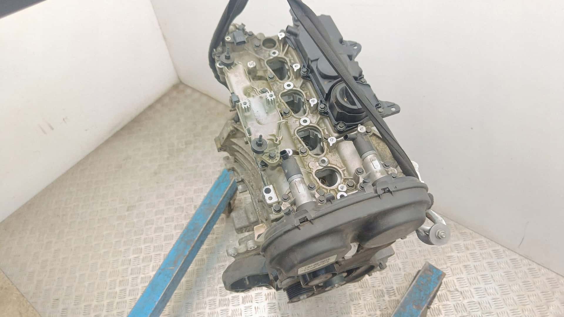 Moteur B 4204 T9 vue 2
