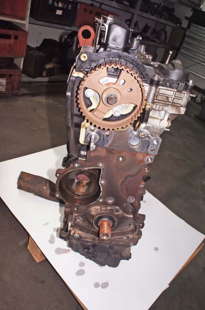 Moteur EHY (DW10FCC) vue 3