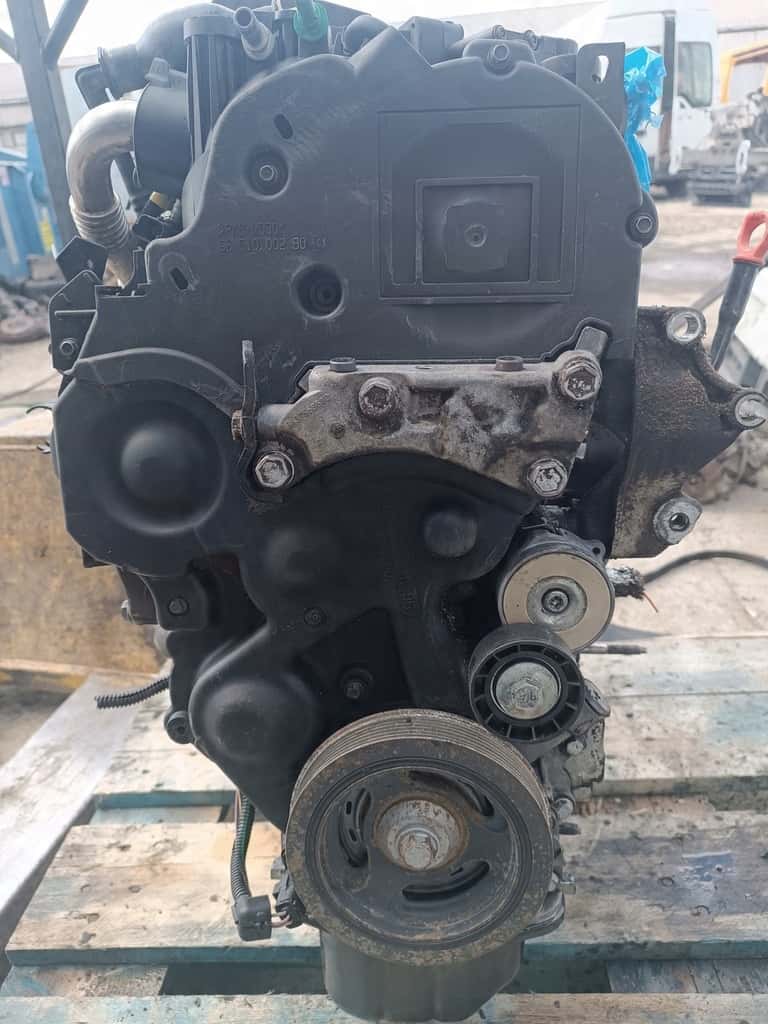 Moteur 8HS (DV4TED) vue 3