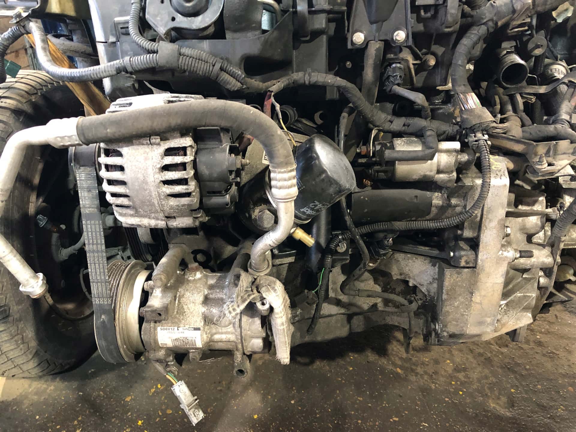 Moteur OM 607.951 (K9K) vue 2