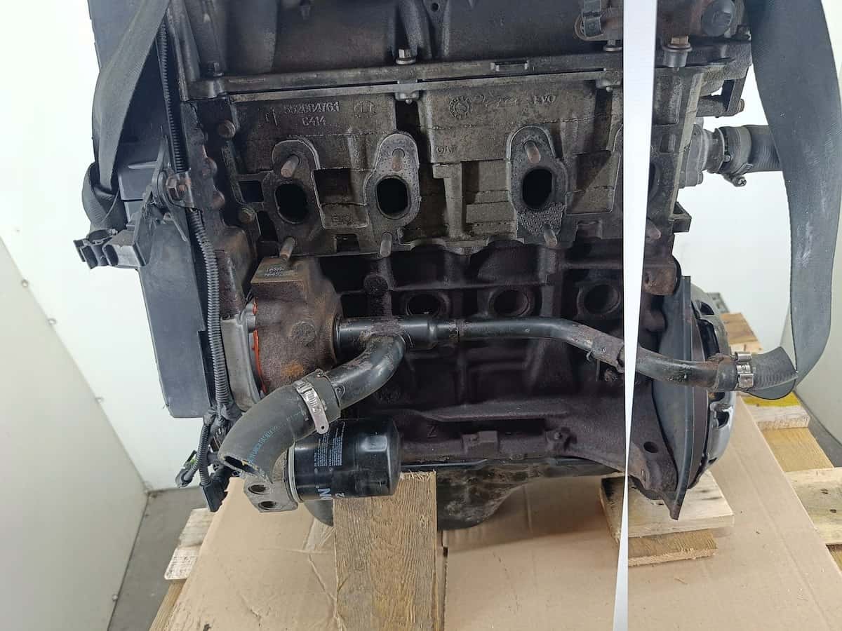 Moteur 169A4000 vue 5