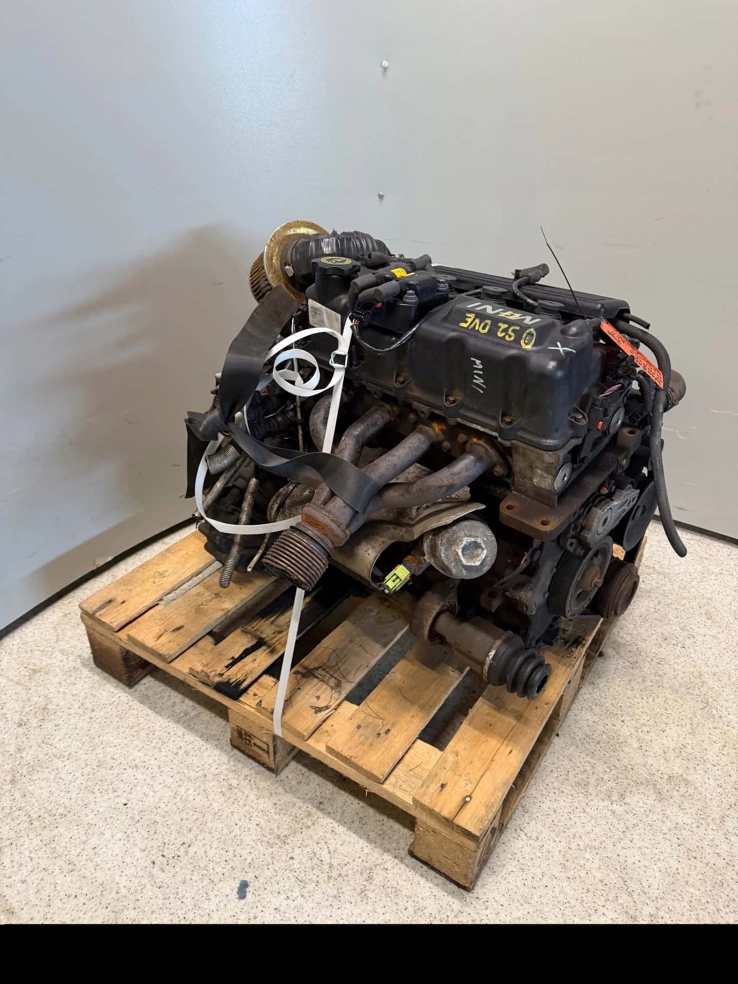 Moteur W10 B16 A vue 5