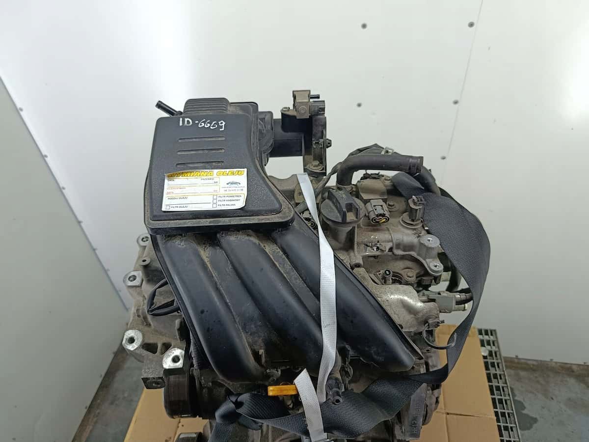 Moteur HR12DE vue 2