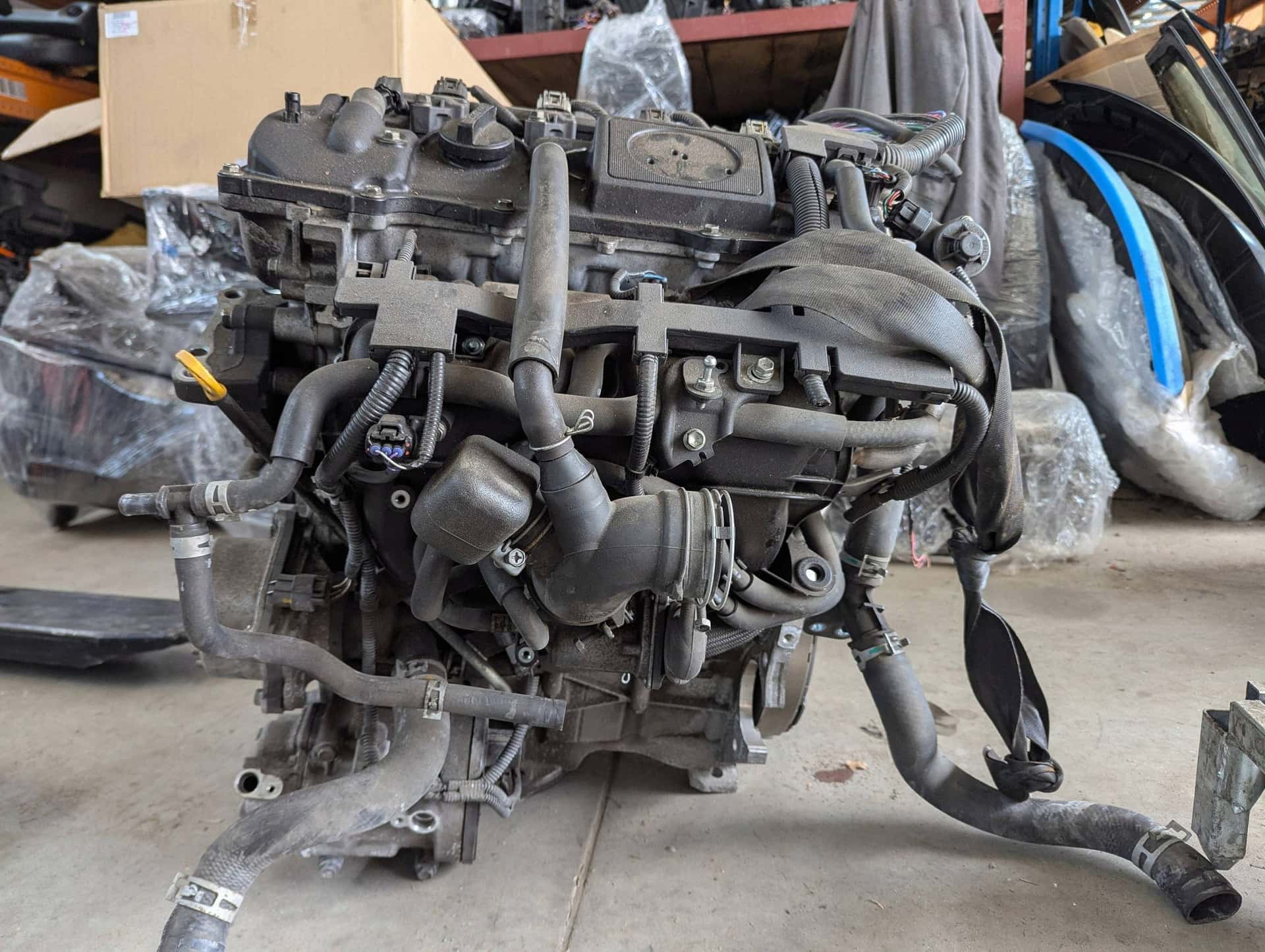 Moteur 2ZR-FXE vue 2