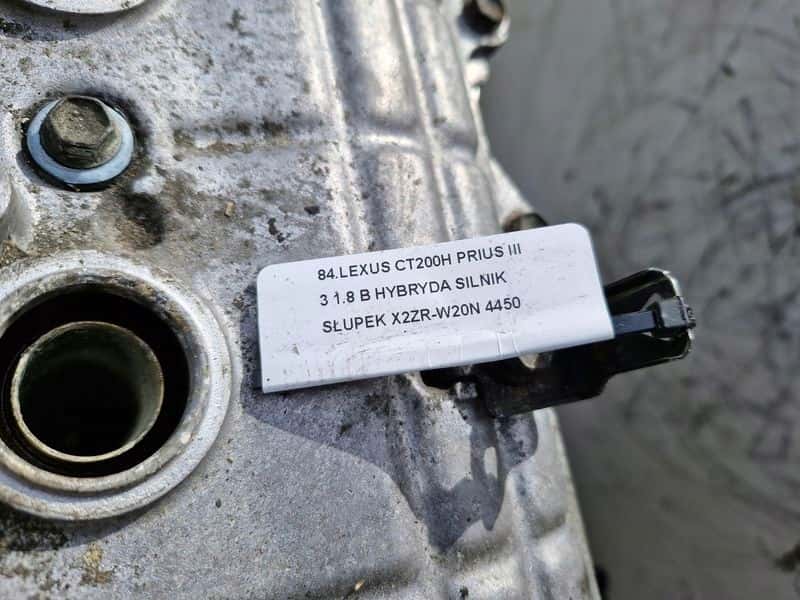 Moteur 5ZR-FXE vue 3