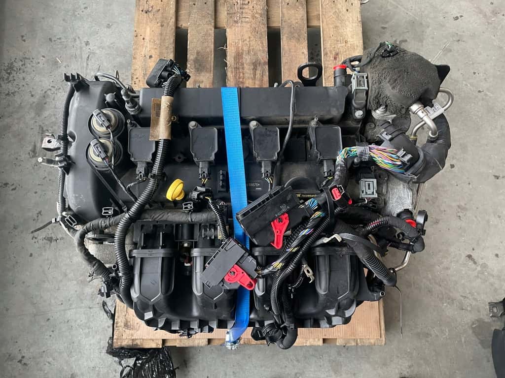 Moteur B 4204 T7 vue 3