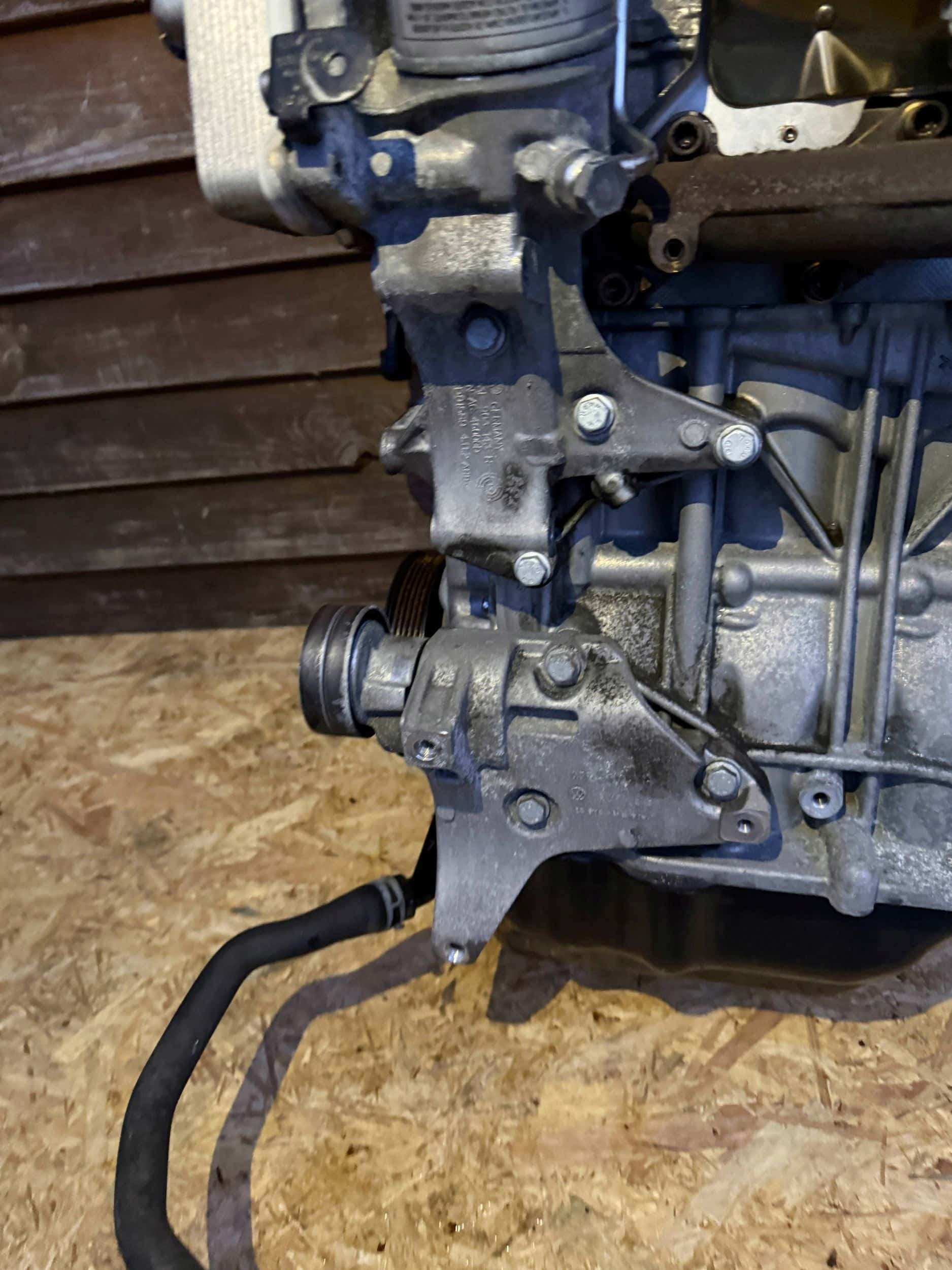 Moteur CBZA vue 12