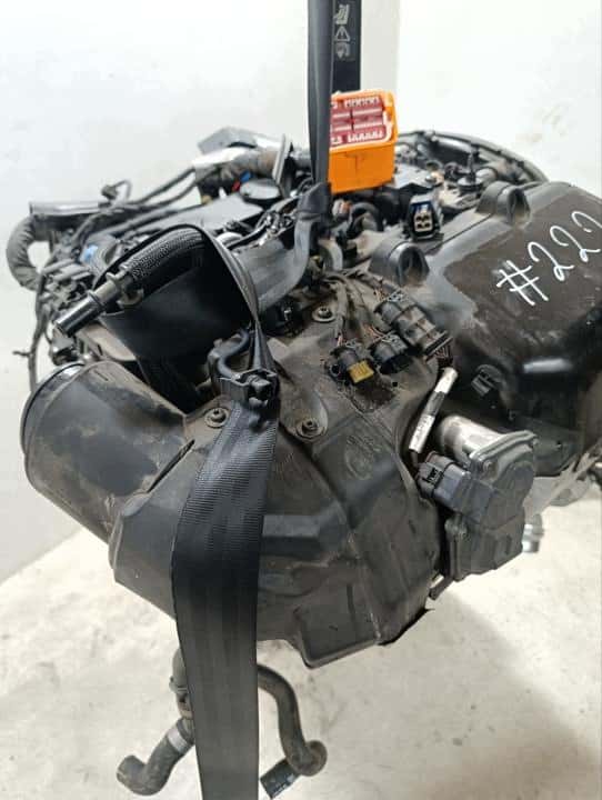 Moteur B 4204 T28 vue 13