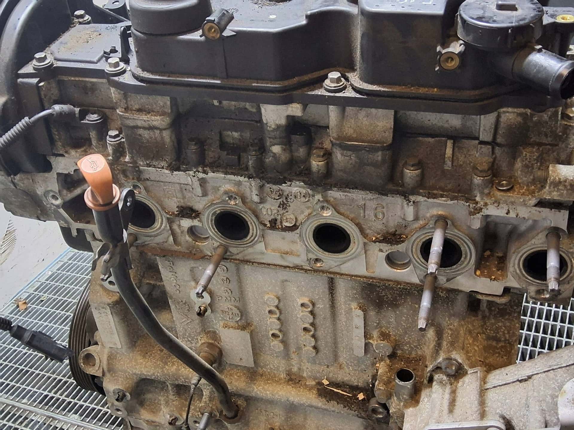 Moteur 9HF (DV6DTED) vue 12
