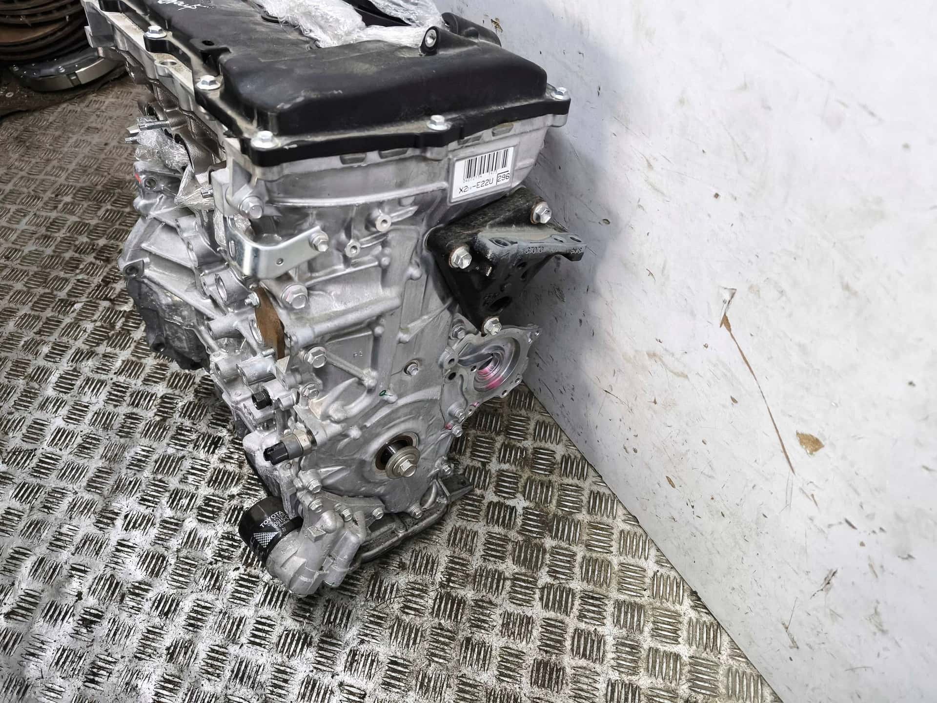 Moteur 2ZR-FXE vue 2