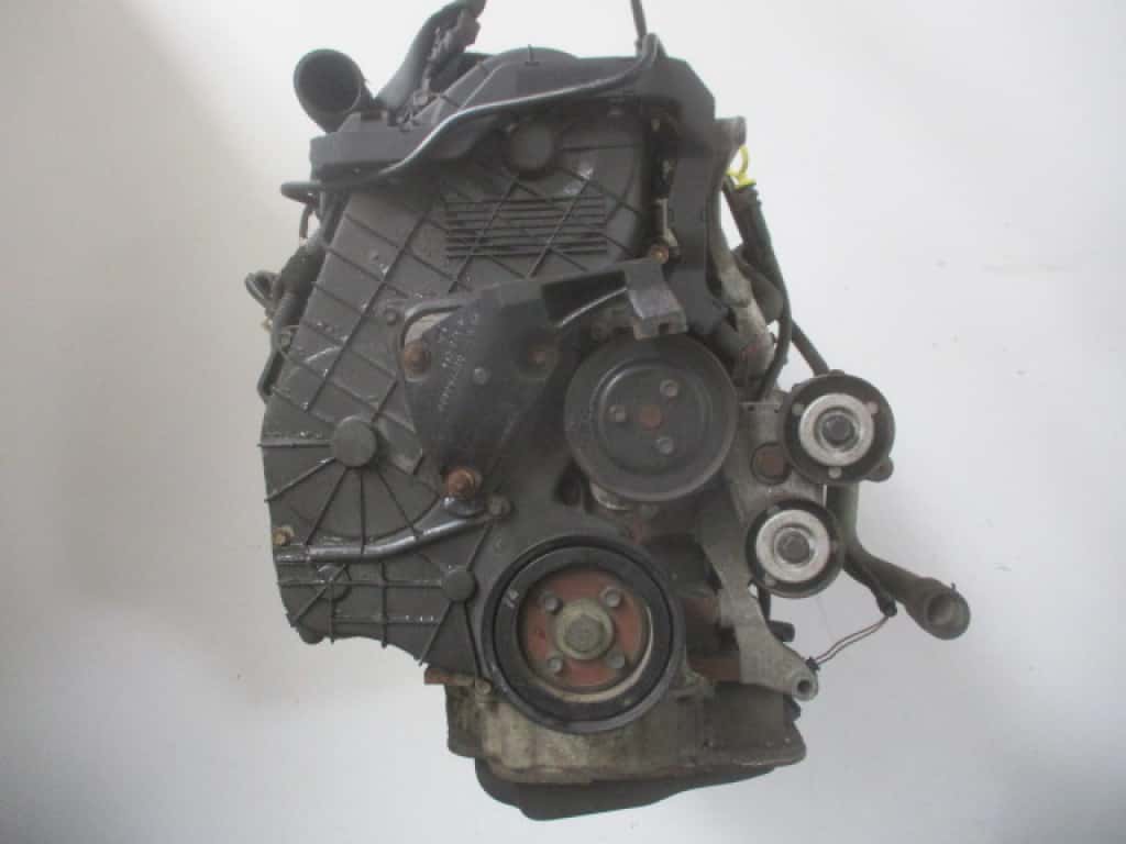 Moteur Y 17 DT vue 3