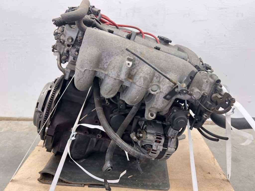 Moteur B6 (DOHC) vue 5