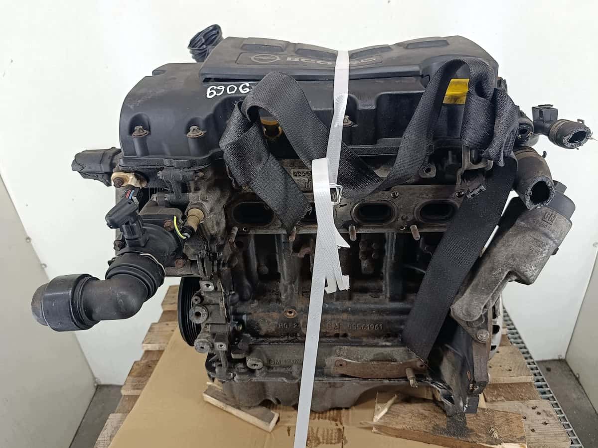 Moteur A 12 XER vue 10