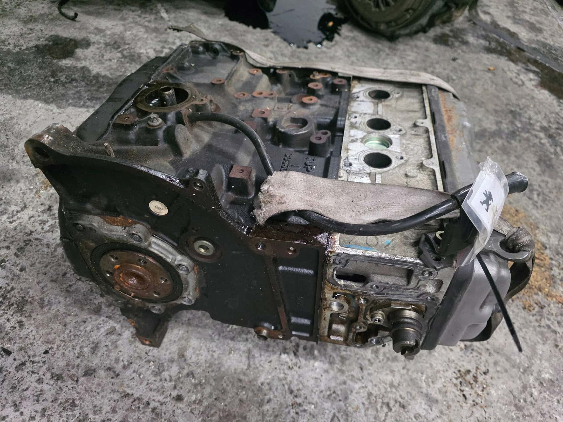 Moteur NFU (TU5JP4) vue 2