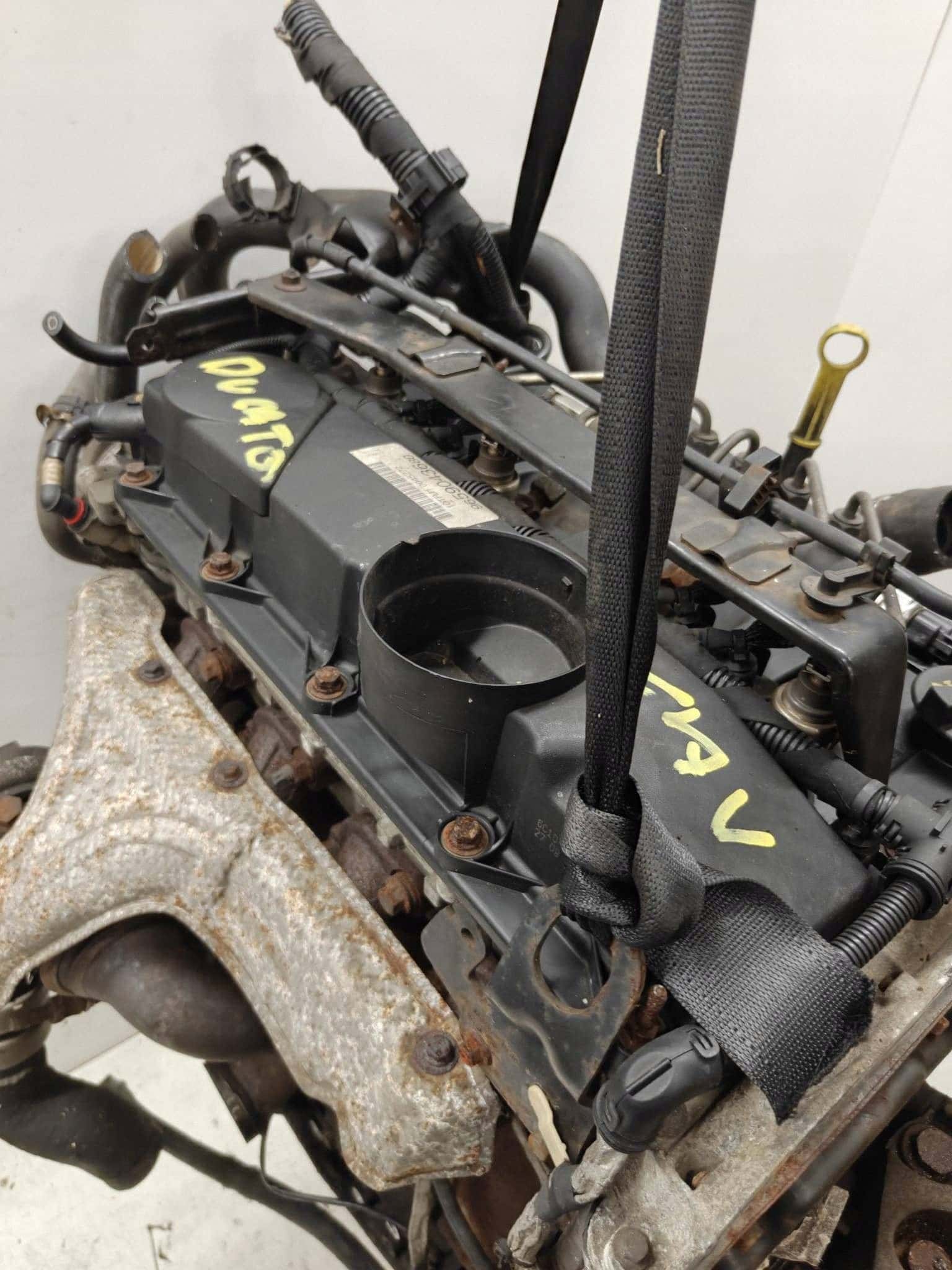 Moteur 4HV (P22DTE) vue 15