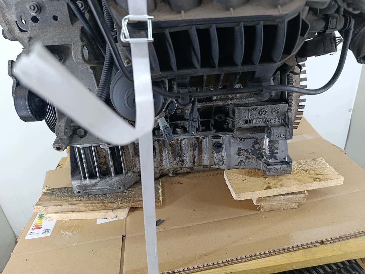 Moteur RFJ (EW10A) vue 5