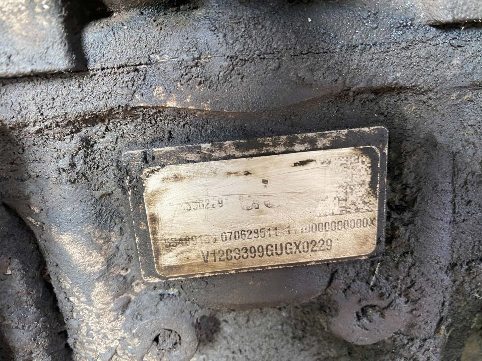 Moteur L83(325CUV8) vue 9