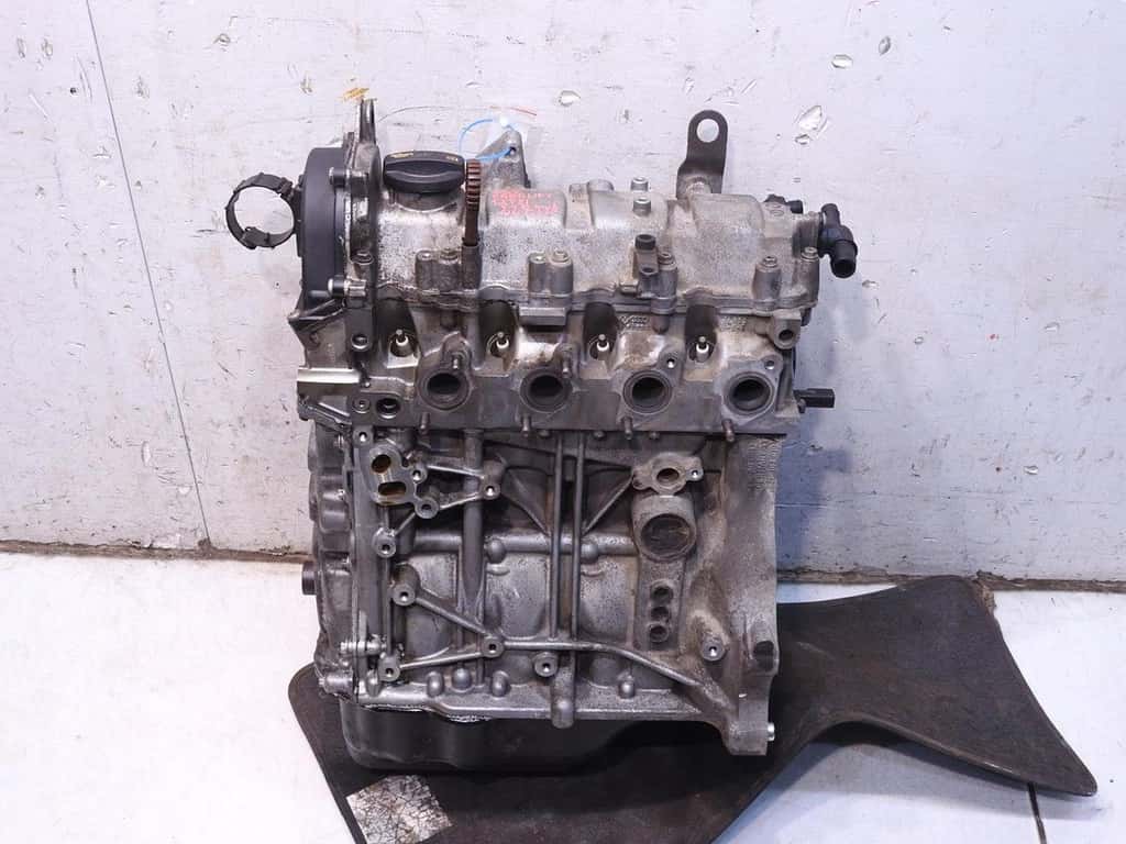 Moteur CBZB vue 4