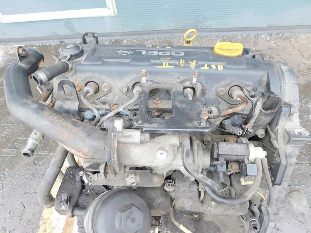 Moteur Y 17 DT vue 4