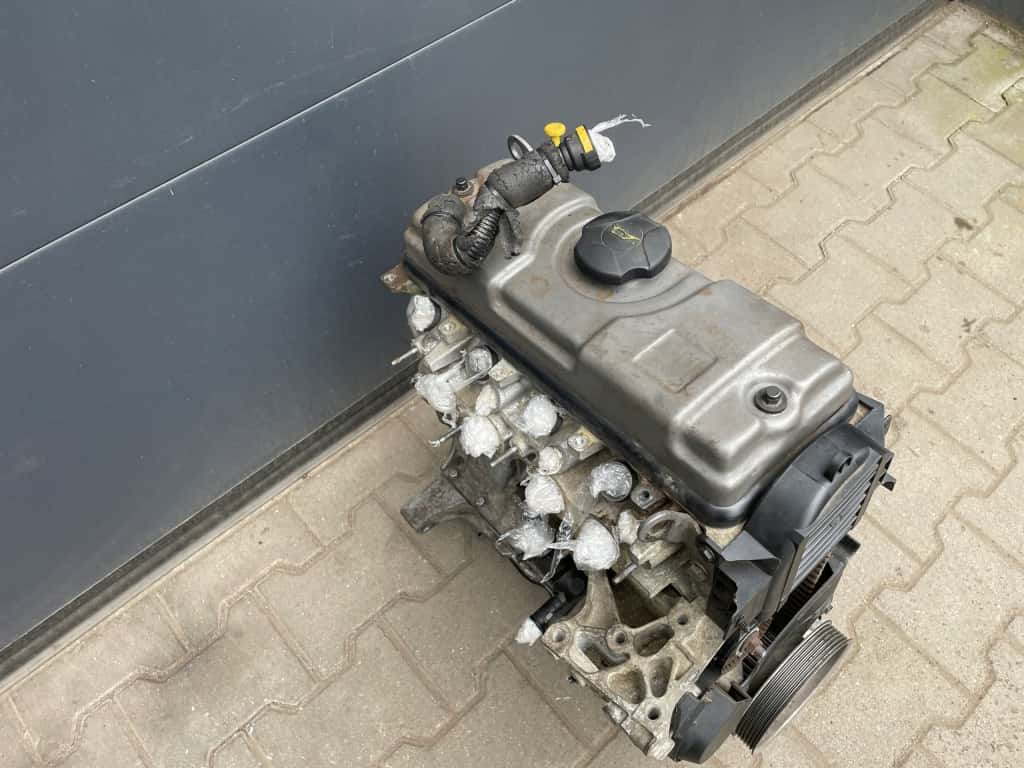 Moteur KFT (TU3AE5) vue 2