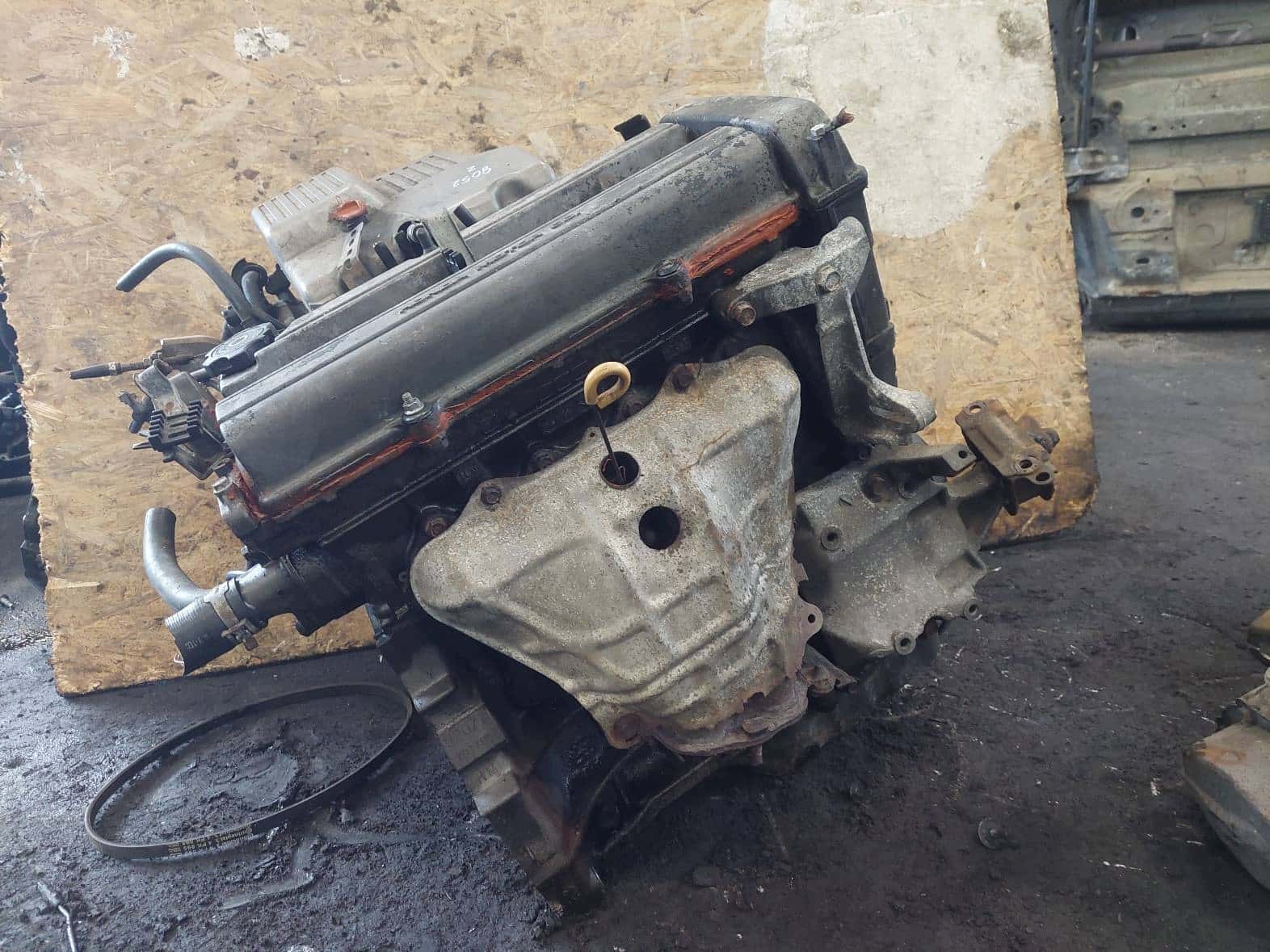 Moteur B20Z1 vue 3