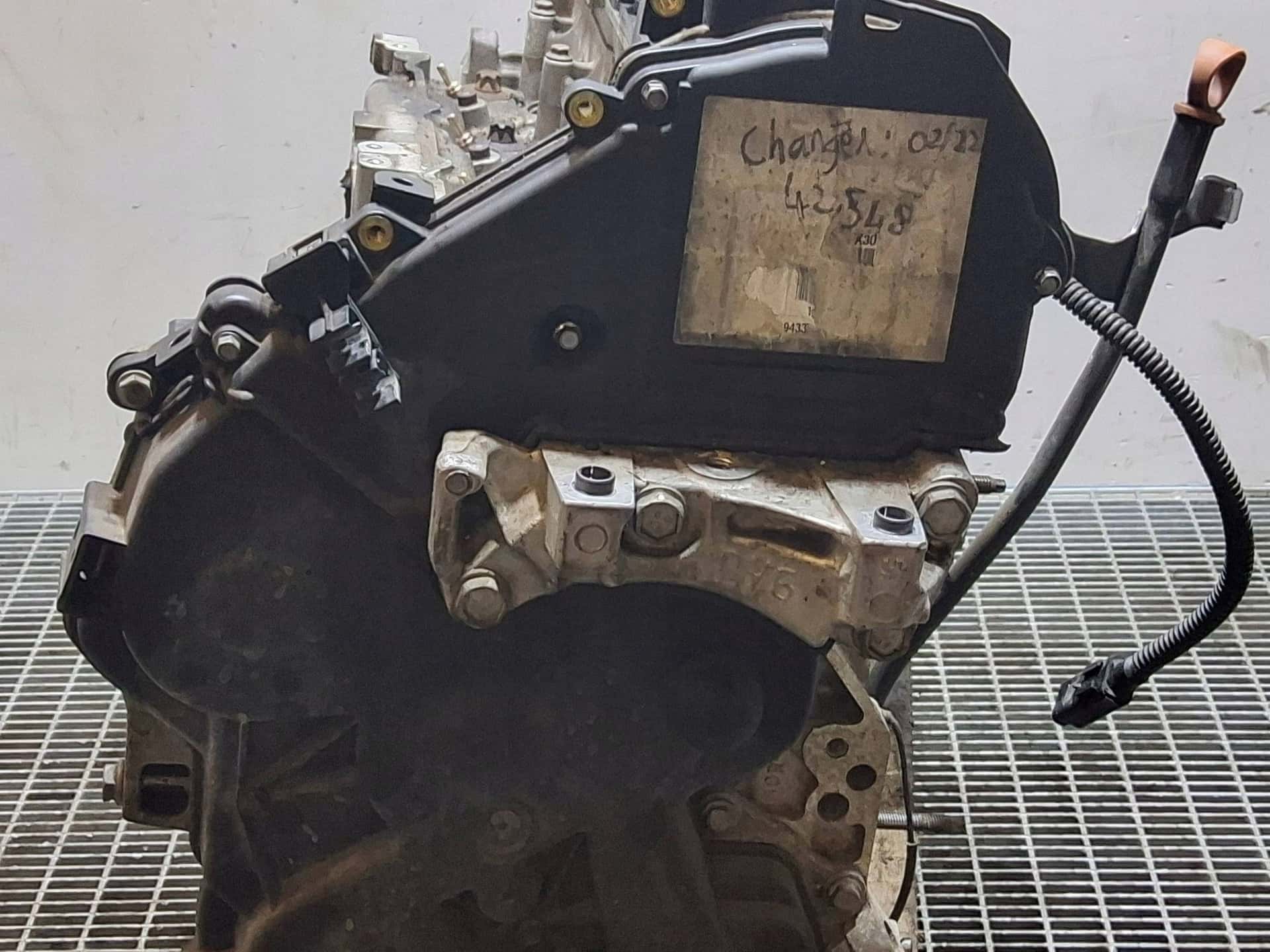 Moteur 9HF (DV6DTED) vue 15
