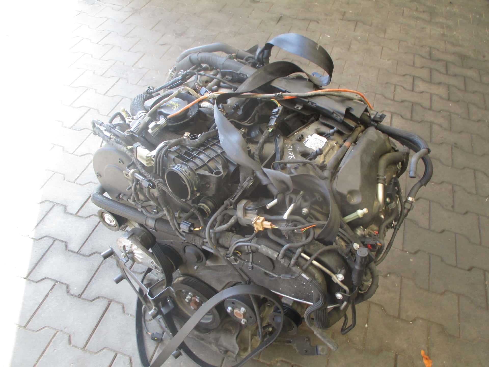 Moteur 306DT(TDV6) vue 5
