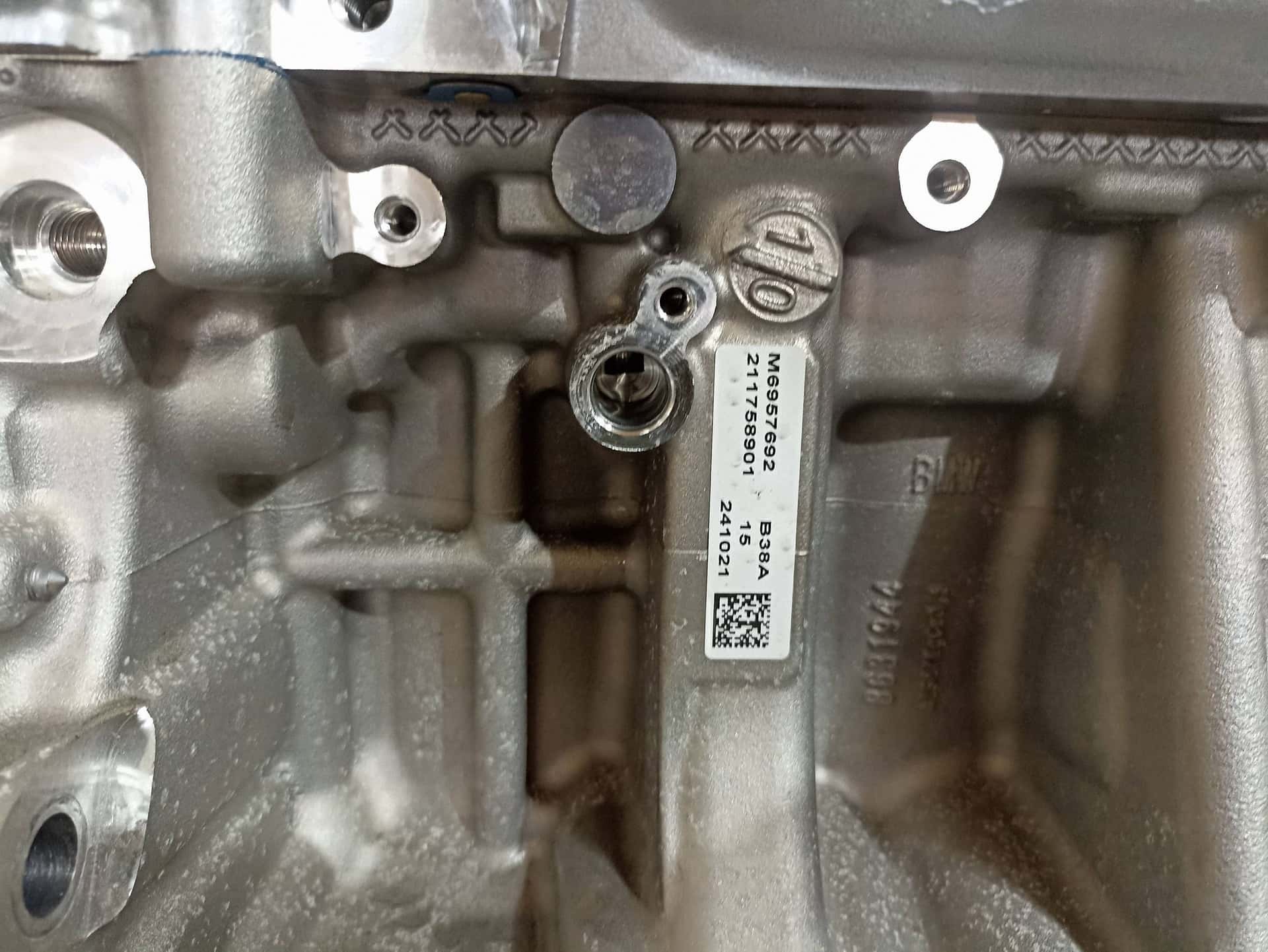 Moteur B38 A15 P vue 6
