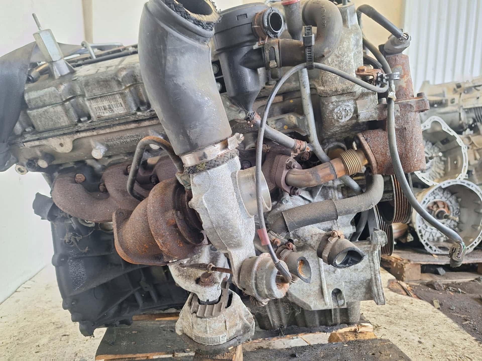 Moteur D27DTP vue 11