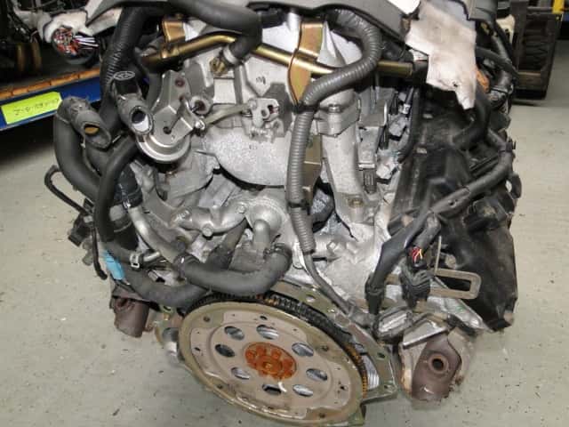 Moteur VK45DE vue 5