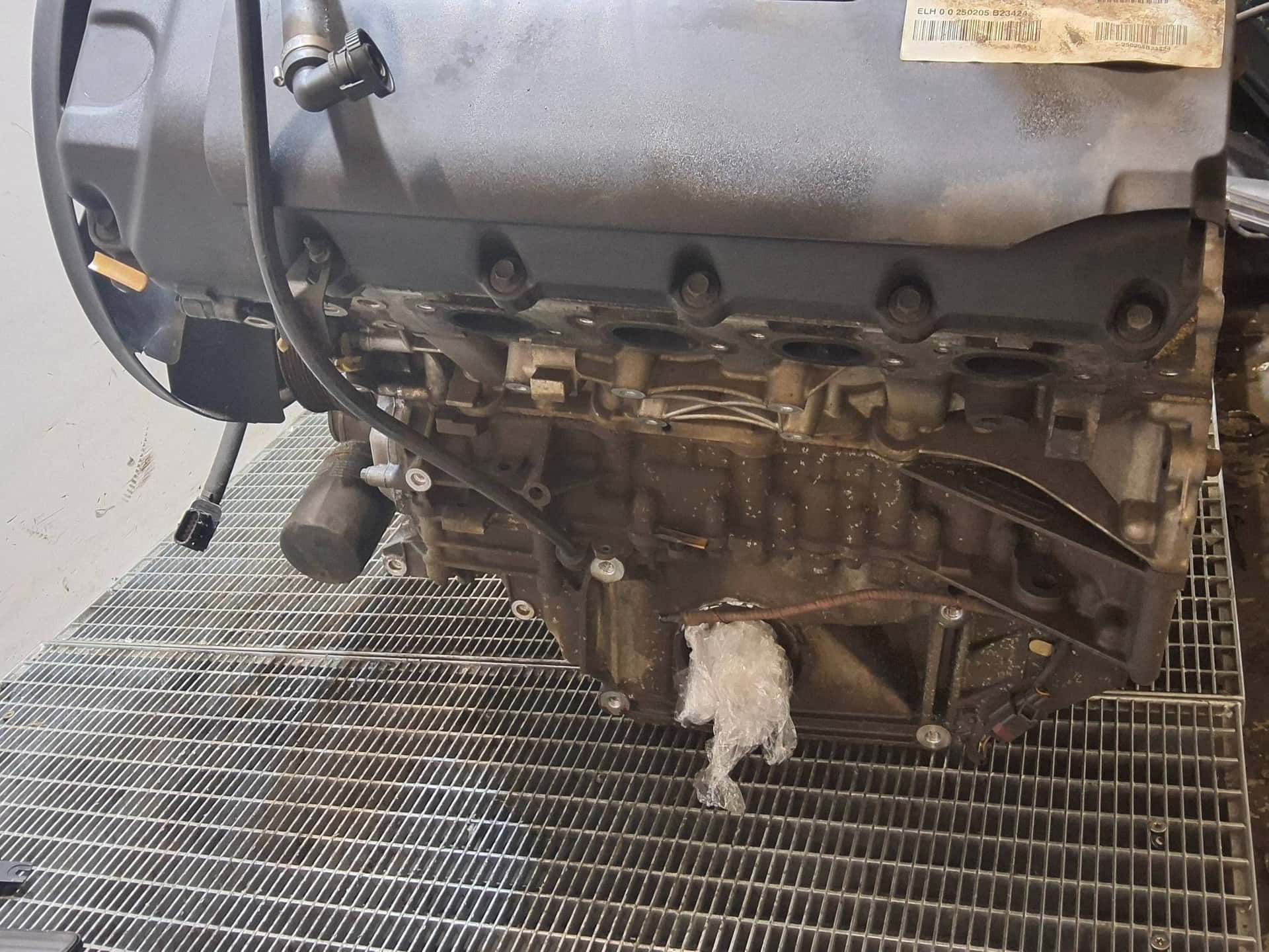 Moteur 428PS(AJV8) vue 10