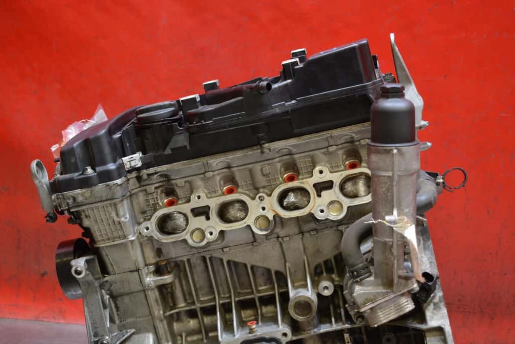 Moteur M 112.913 vue 3