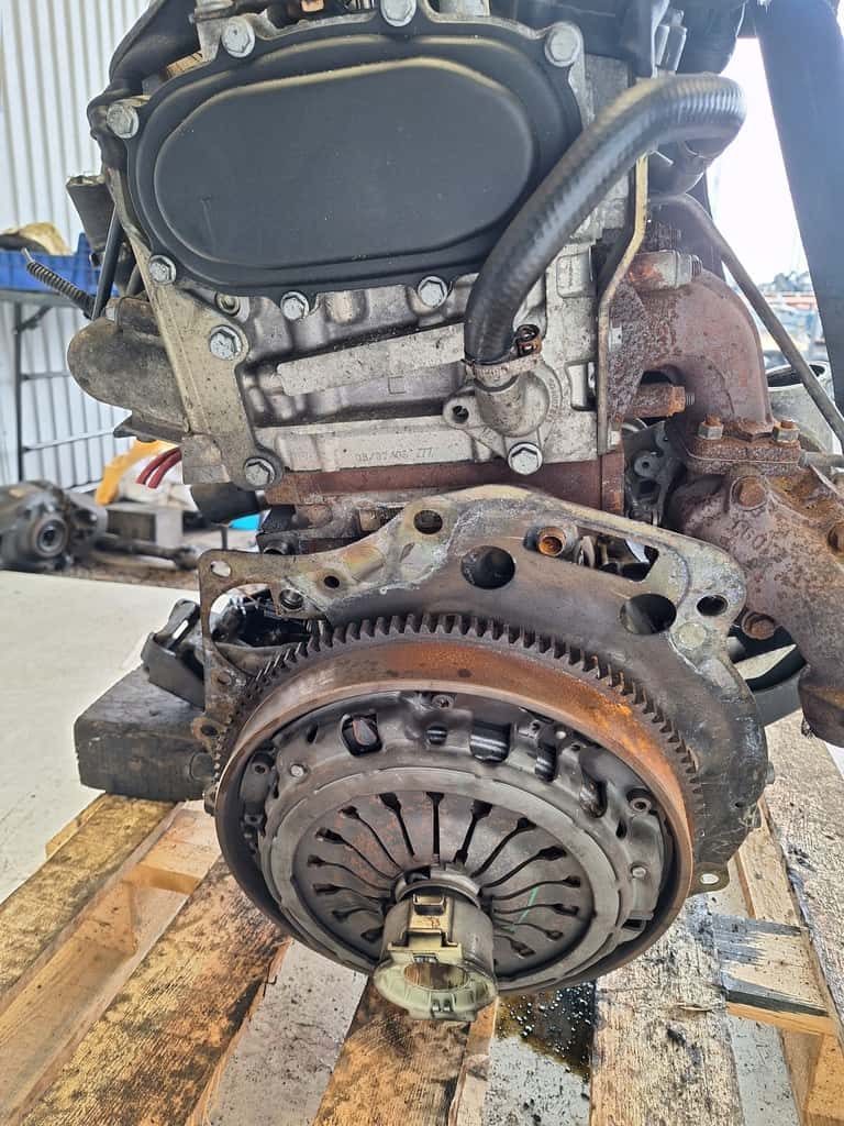 Moteur F1AE0481B vue 5