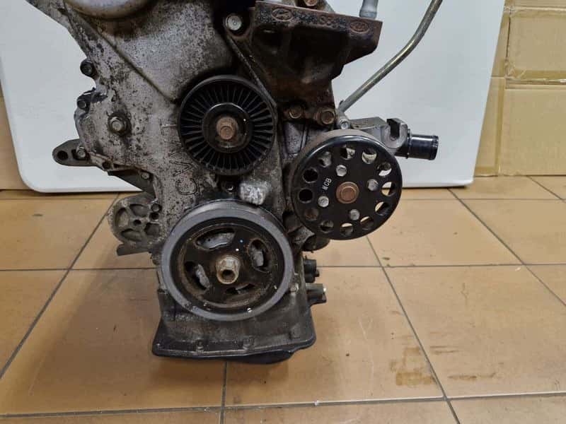 Moteur G4FD vue 5