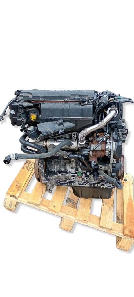 Moteur 8HX (DV4TD) vue 4