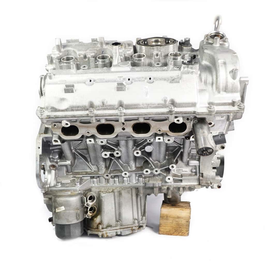 Moteur S63 B44 B vue 6