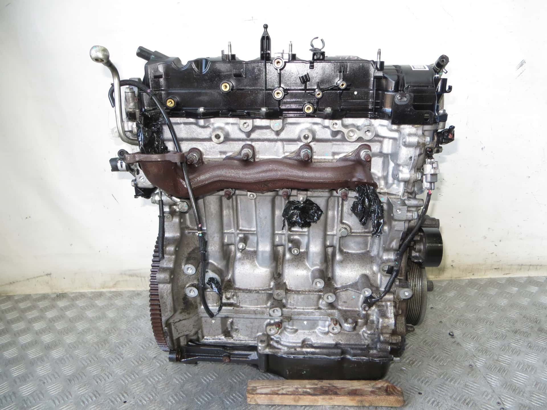 Moteur 2AD-FTV vue 5