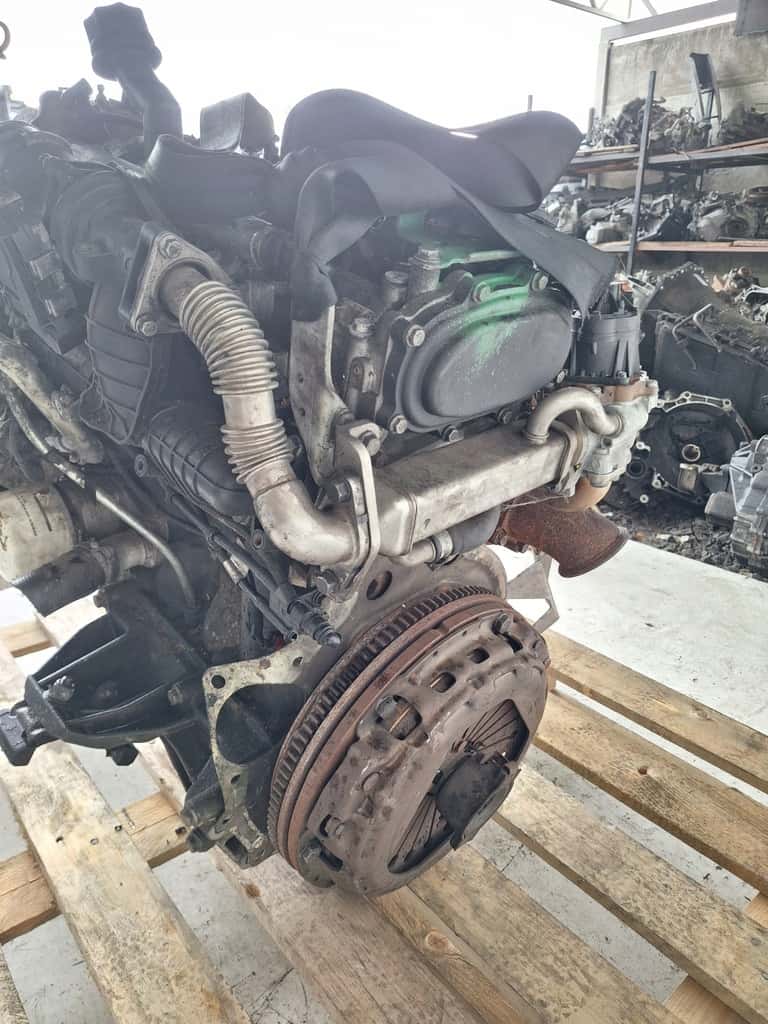 Moteur F1AE3481A vue 3